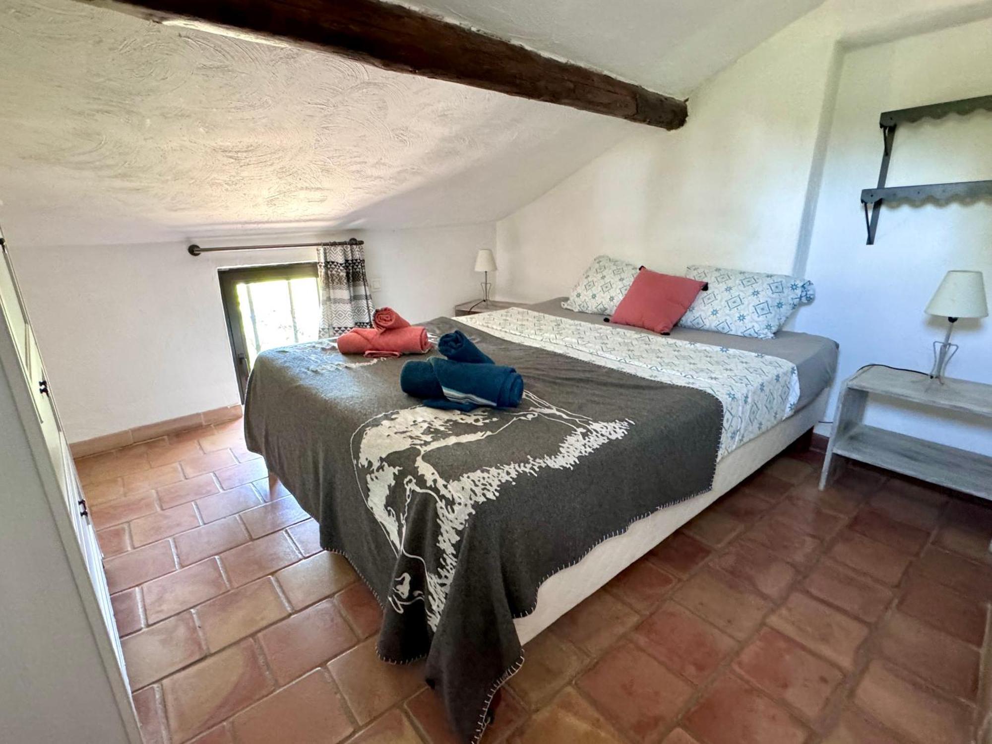 Bastide Du Buou Apartment Puyvert Room photo